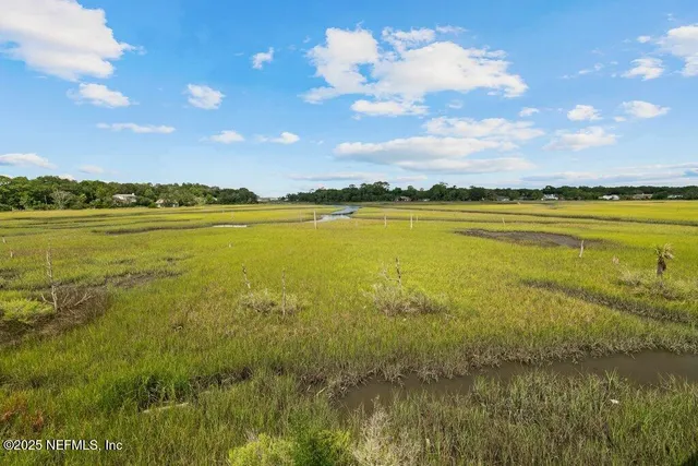 $1,299,000 | 2010 Shadow Lane, Neptune Beach, FL 32266