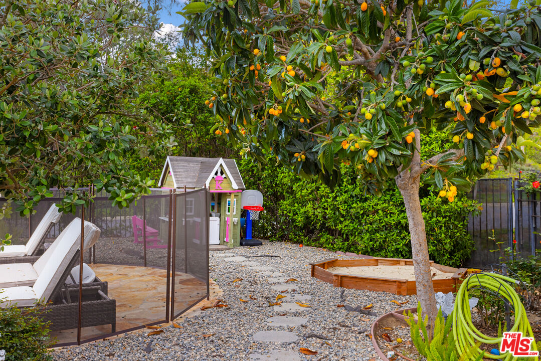 3910 Leighton Point Road Calabasas, CA 91301 - Photo 28 of 29 a view of an outdoor space