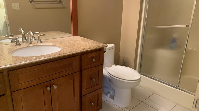 2003 Kenzie Road Pittsburgh, PA 15205 - Photo 10 of 18 Gallery Image 10