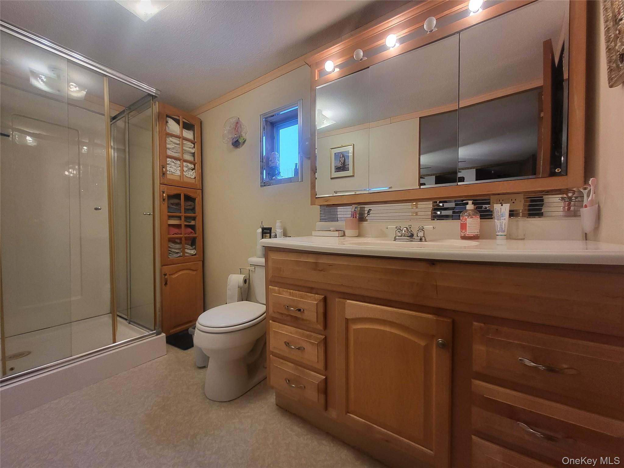 7 Old Greenfield Road Woodridge, NY 12789 - Photo 17 of 31 Primary Bedroom Bathroom