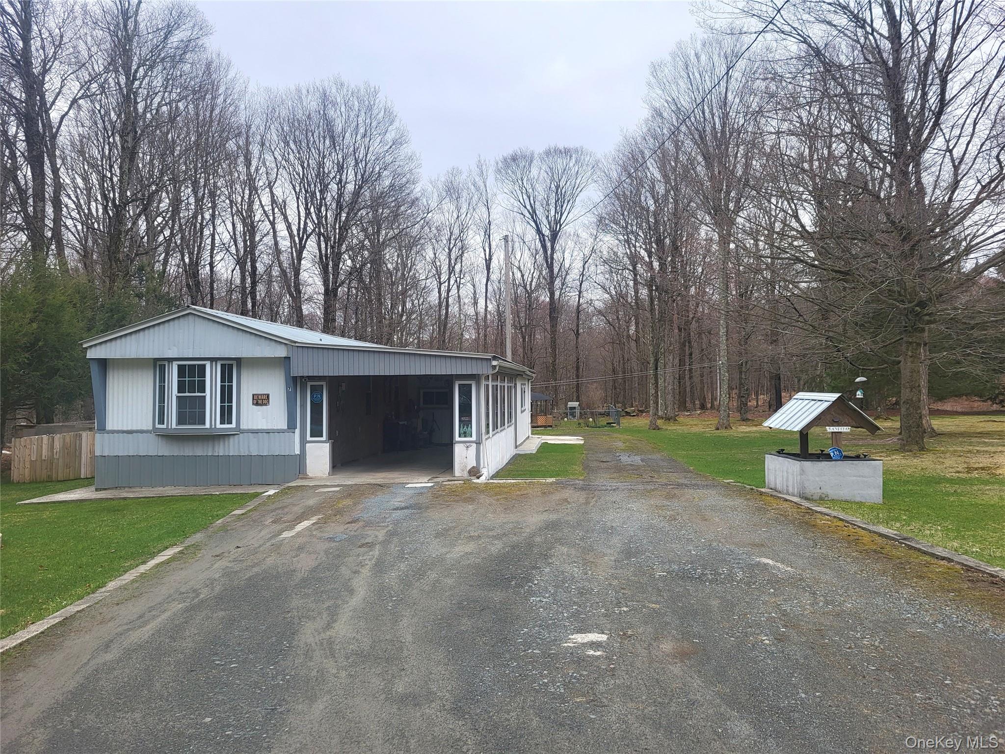 7 Old Greenfield Road Woodridge, NY 12789 - Photo 2 of 31