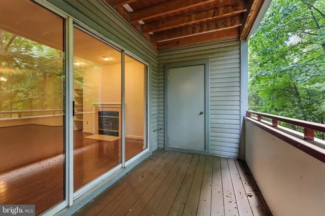 $225,000 | 3301 Sir Thomas Drive, Unit 6B22, Silver Spring, MD 20904