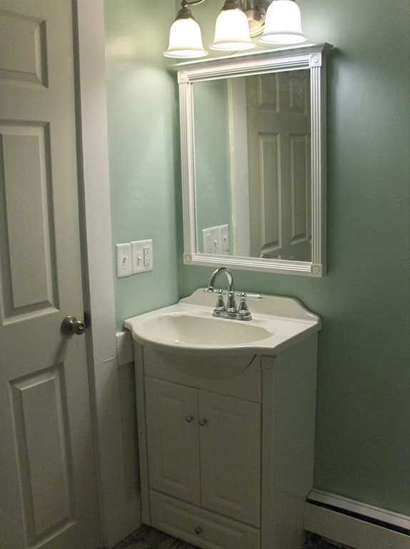 352 Union Street Ashland, MA 01721 - Photo 8 of 20 Gallery Image 8