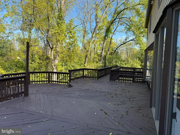 $1,000,000 | 1377 Tanglewood Drive, North Wales, PA 19454