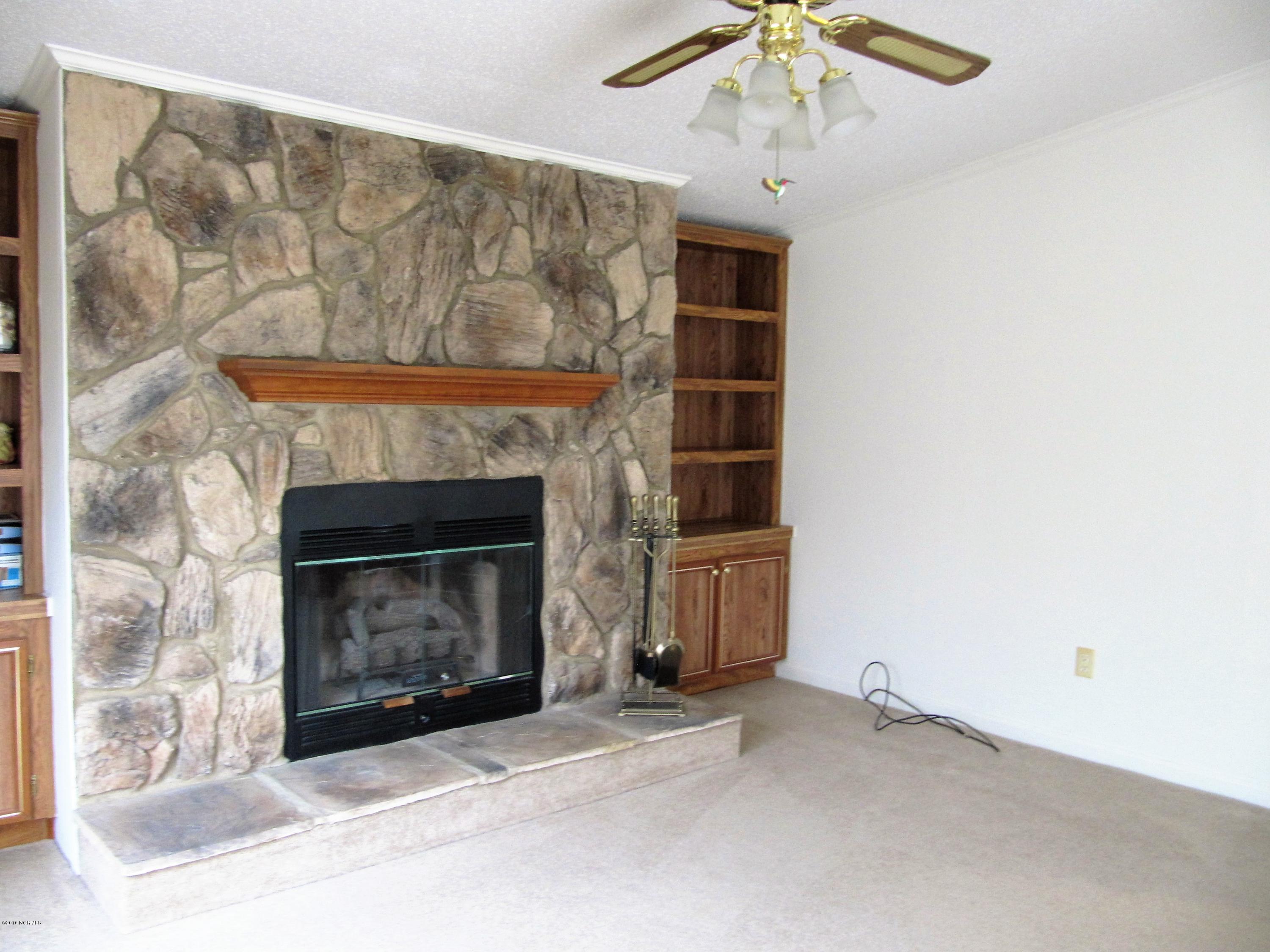 522 Old Snow Hill Road Ayden, NC 28513 - Photo 17 of 36 17