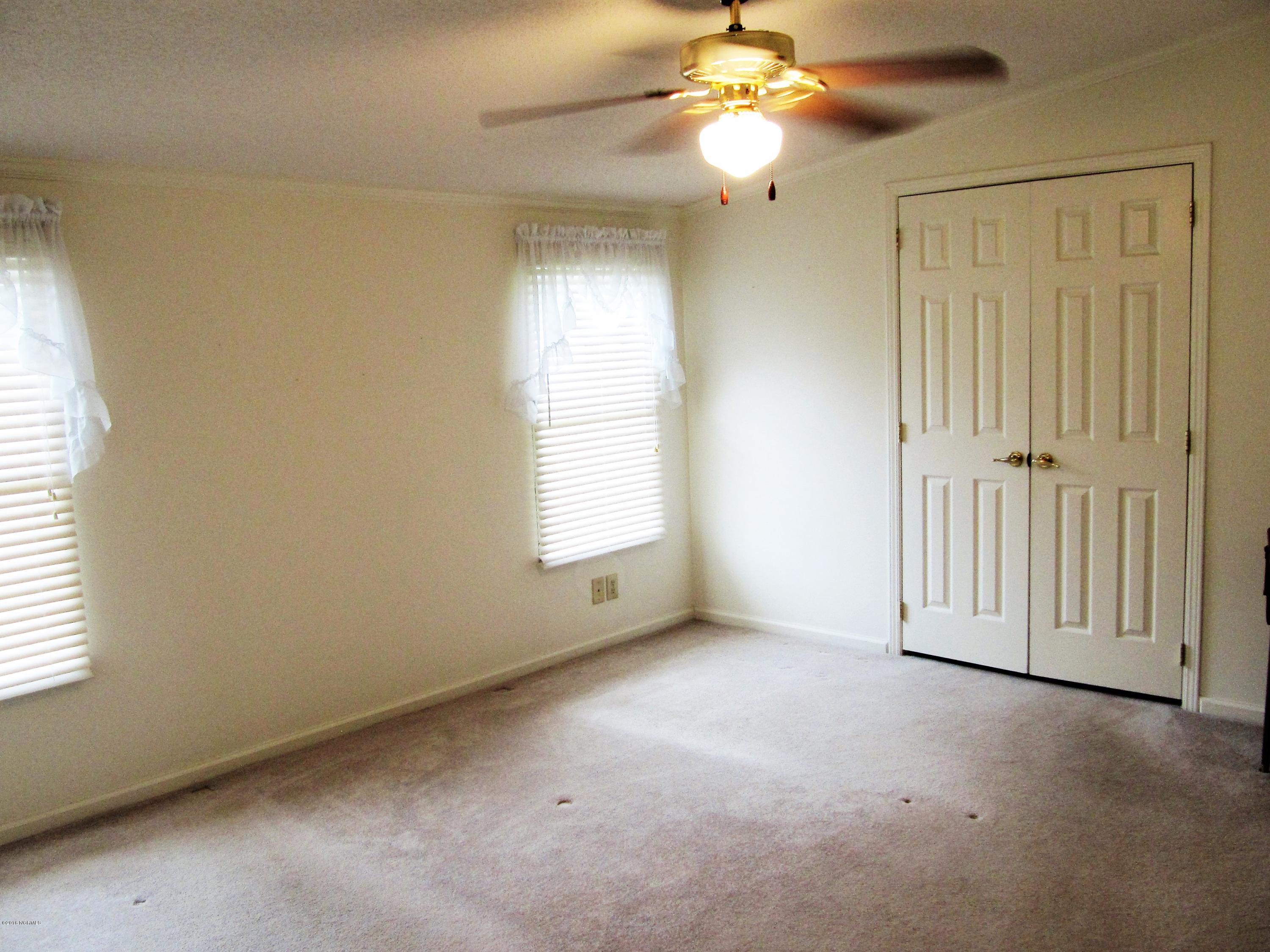 522 Old Snow Hill Road Ayden, NC 28513 - Photo 19 of 36 master br