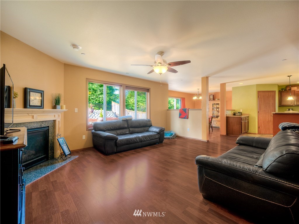 1307 Foreman Road DuPont, WA 98327 - Photo 8 of 25