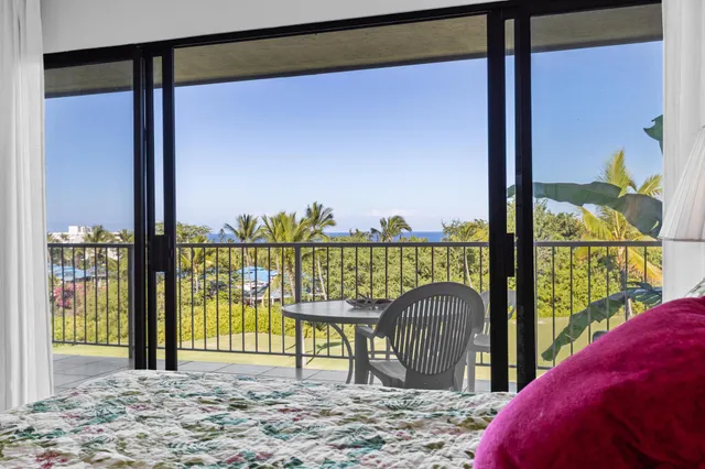 $757,000 | 78-7070 Alii Drive, Unit B203, Kailua-Kona, HI 96740