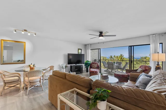$757,000 | 78-7070 Alii Drive, Unit B203, Kailua-Kona, HI 96740