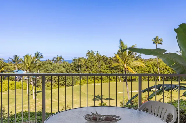 $757,000 | 78-7070 Alii Drive, Unit B203, Kailua-Kona, HI 96740