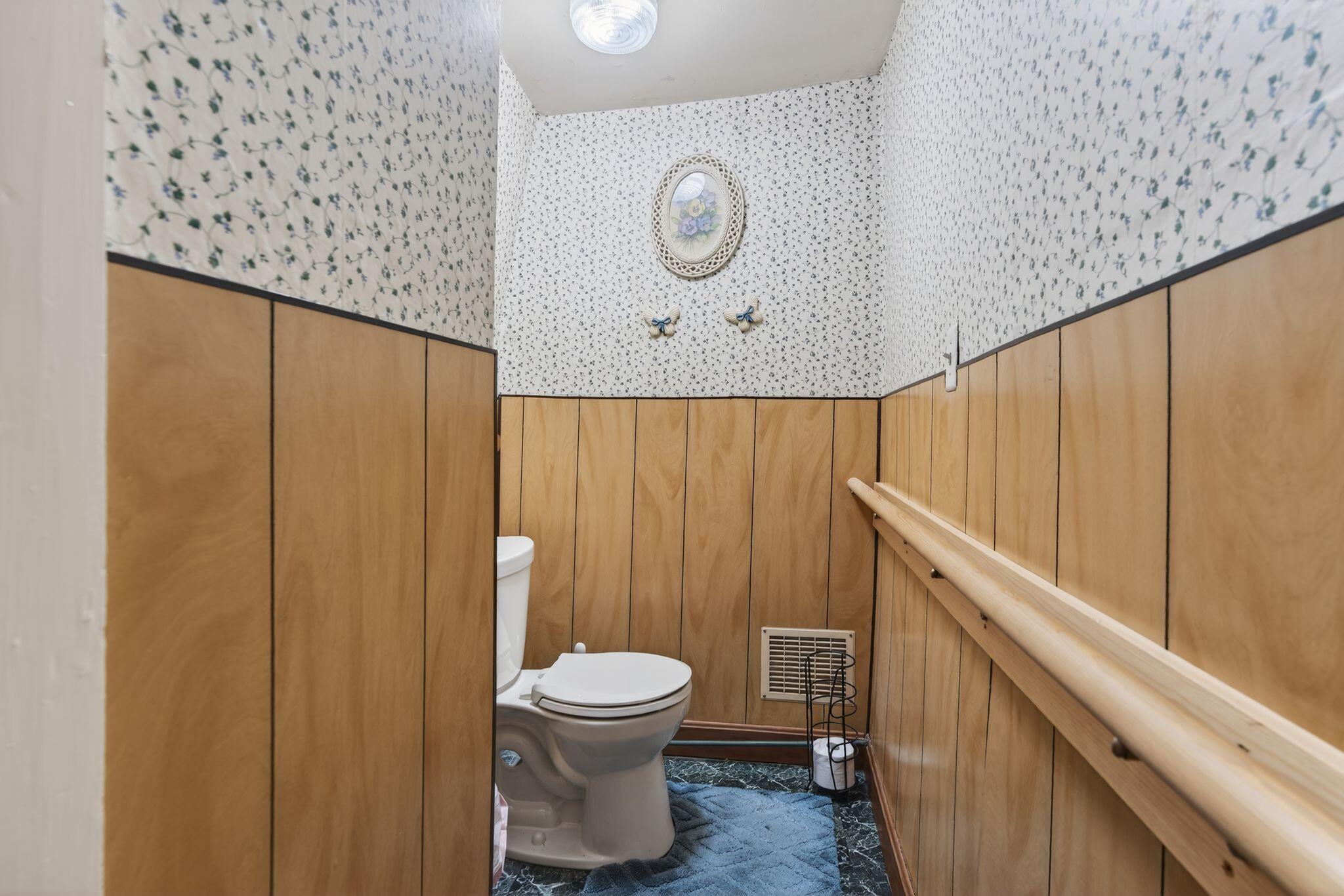 359 Royal Road Pownal, ME 04069 - Photo 8 of 43 359 Royal 29_DSC02175