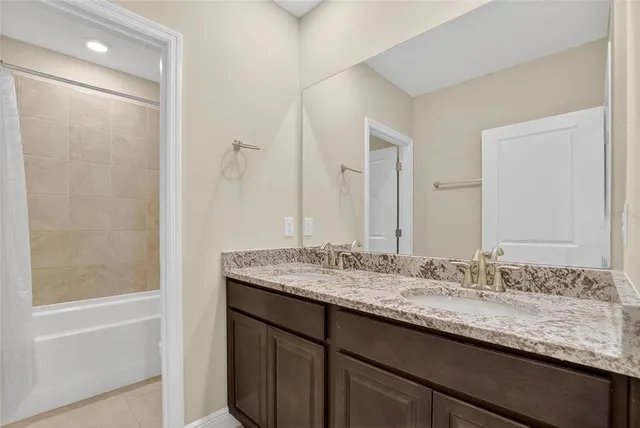 $3,250 | 2546 Warren Acrs Boulevard, Wesley Chapel, FL 33543