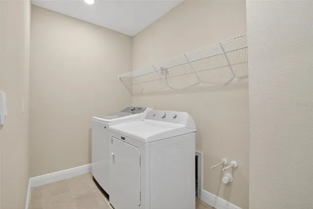 $3,250 | 2546 Warren Acrs Boulevard, Wesley Chapel, FL 33543