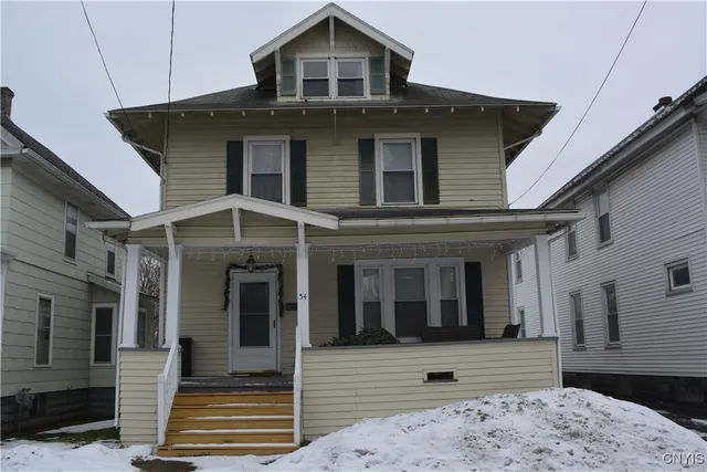 $174,900 | 54 Whitesboro Street, Whitestown, NY 13495