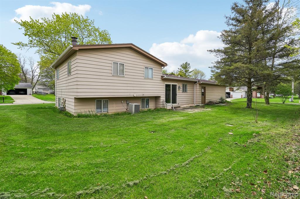 717 Murphy Court Linden, MI 48451 - Photo 26 of 29