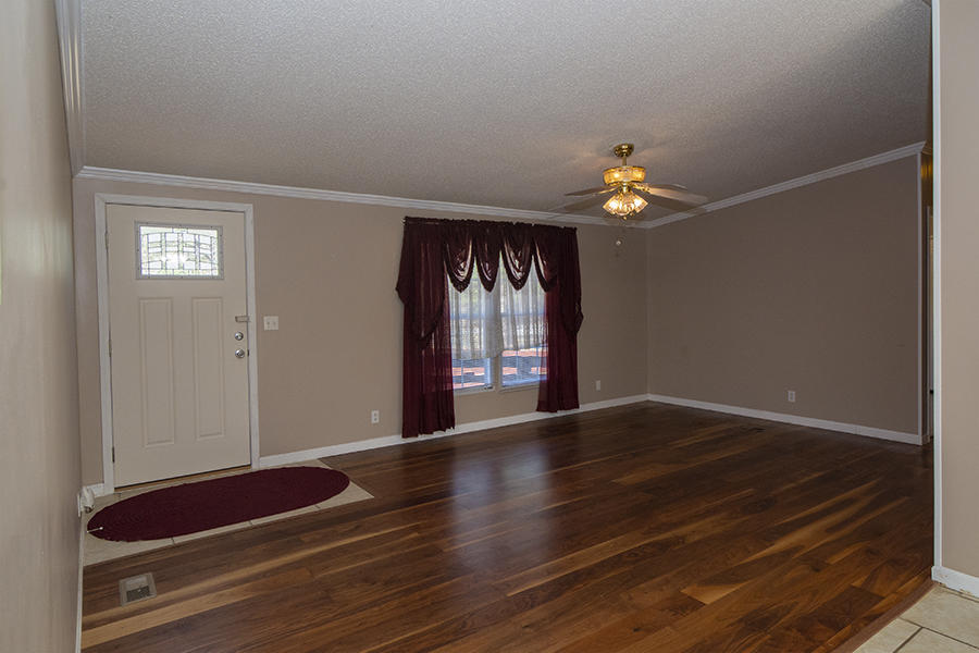 4821 Ashemont Road Aberdeen, NC 28315 - Photo 26 of 40 livingroom-2019_6514