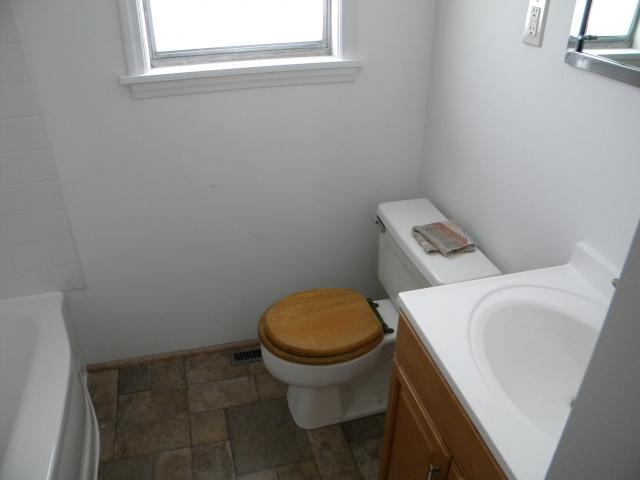 872 Afton Road Columbus, OH 43221 - Photo 13 of 13 Gallery Image 13