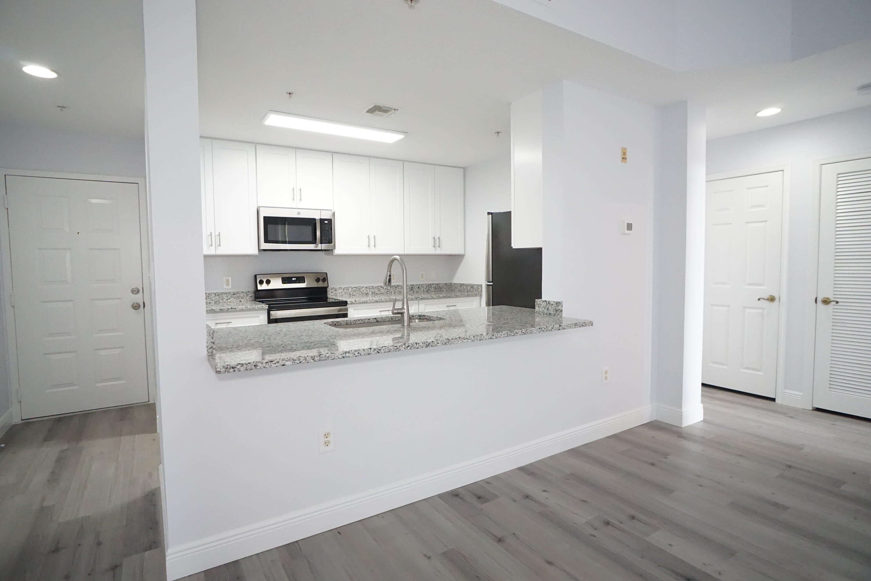 1200 Town Center Drive, Unit 409 Jupiter, FL 33458 - Photo 2 of 25 2