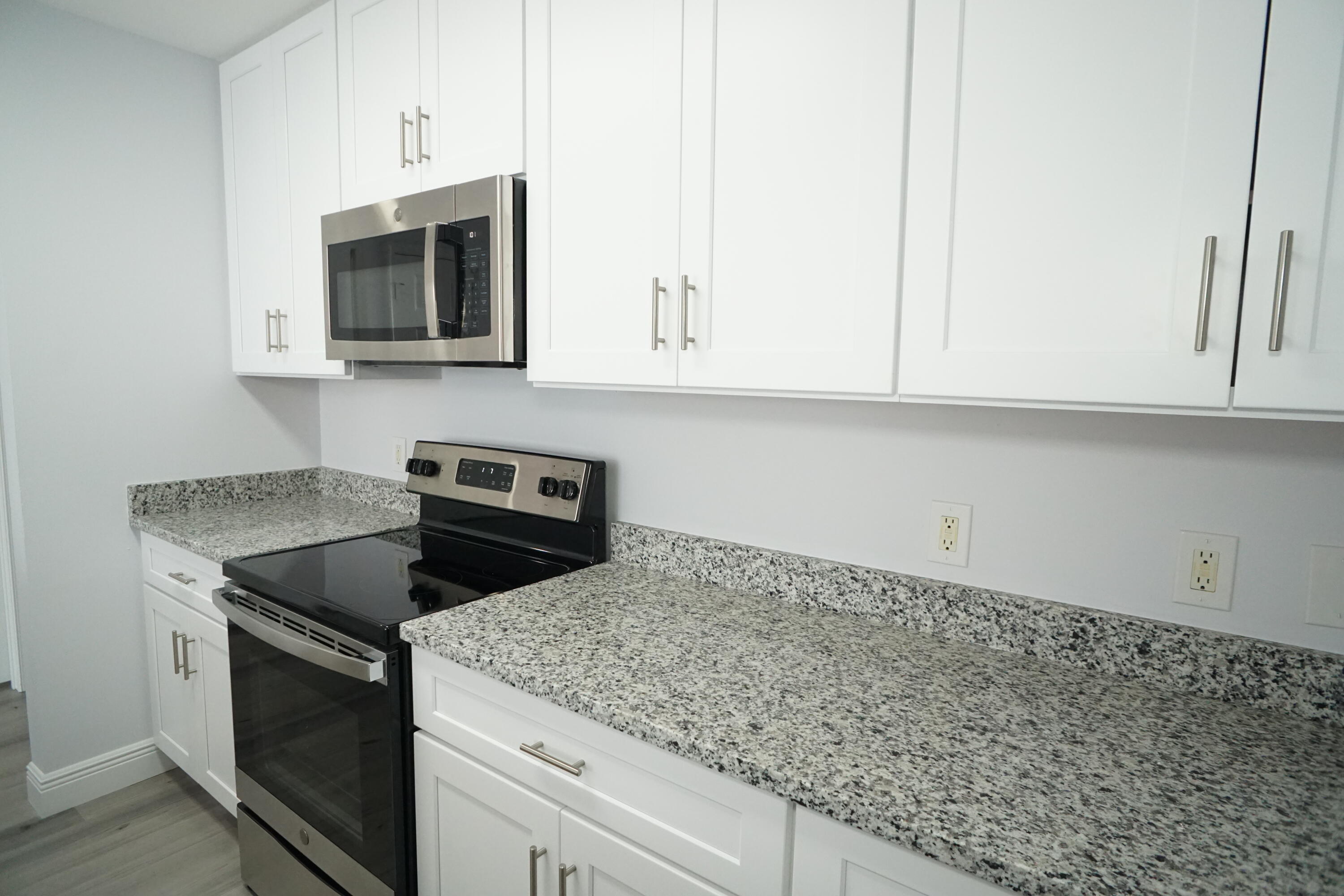 1200 Town Center Drive, Unit 409 Jupiter, FL 33458 - Photo 7 of 25 7