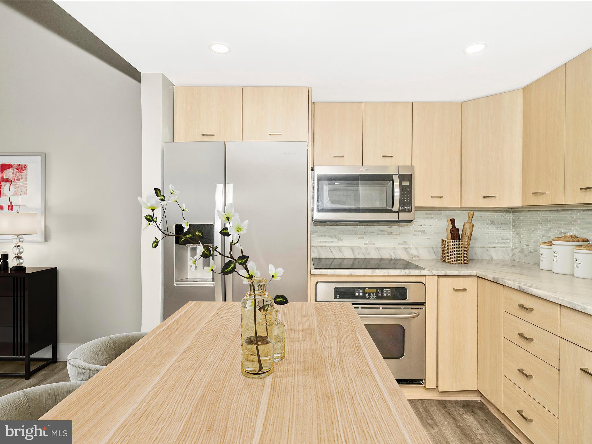 1040 Deer Ridge Drive, Unit 508 Baltimore, MD 21210 - Photo 11 of 66 Kitchen Virtually Staged
