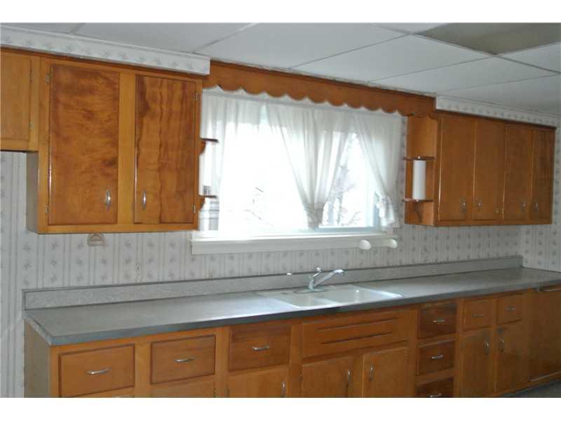 116 Sober Road Leechburg, PA 15656 - Photo 5 of 19 Kitchen.