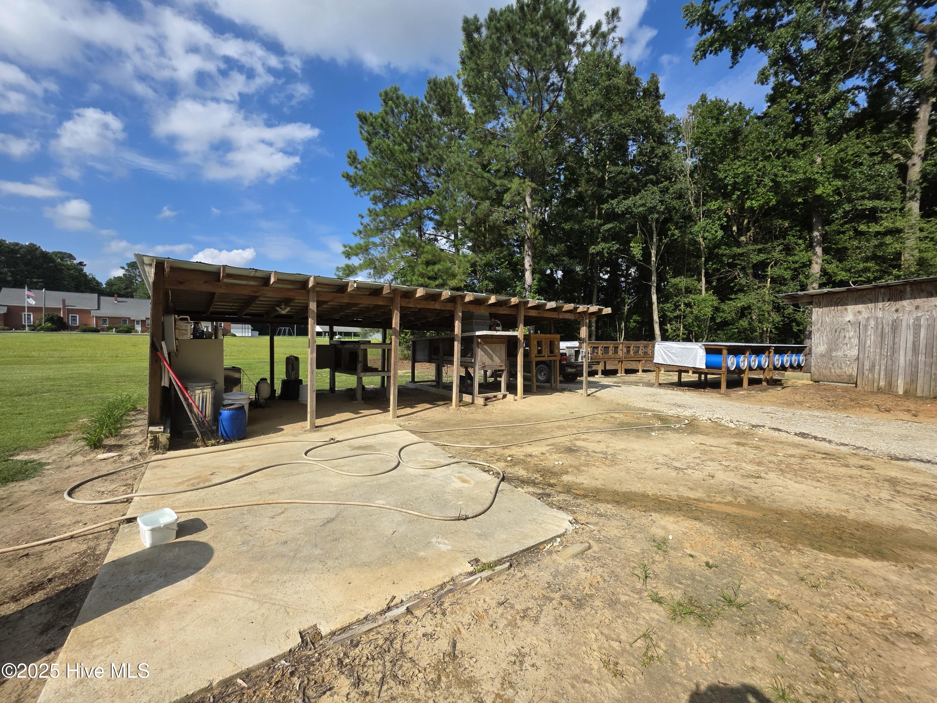 2201 Odom Road Clinton, NC 28328 - Photo 39 of 42 20250710_171137
