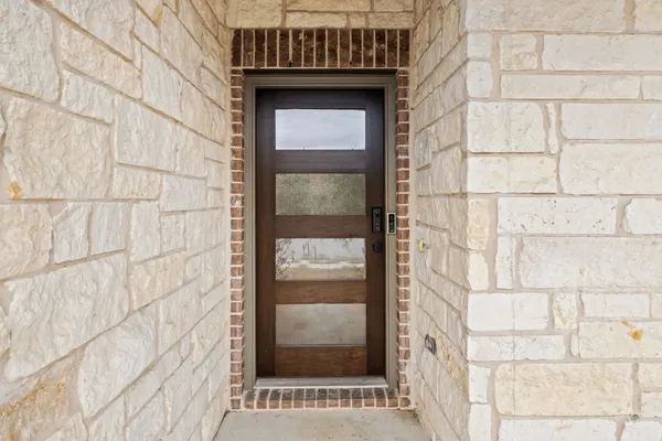 $2,700 | 11804 Eragon Drive, Austin, TX 78754