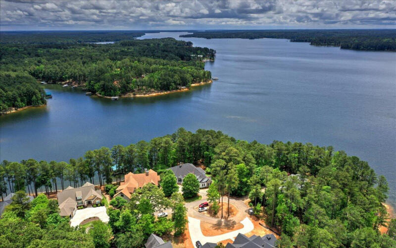 213 Beau Place McCormick, SC 29835 - Photo 33 of 45 LAke View with homes