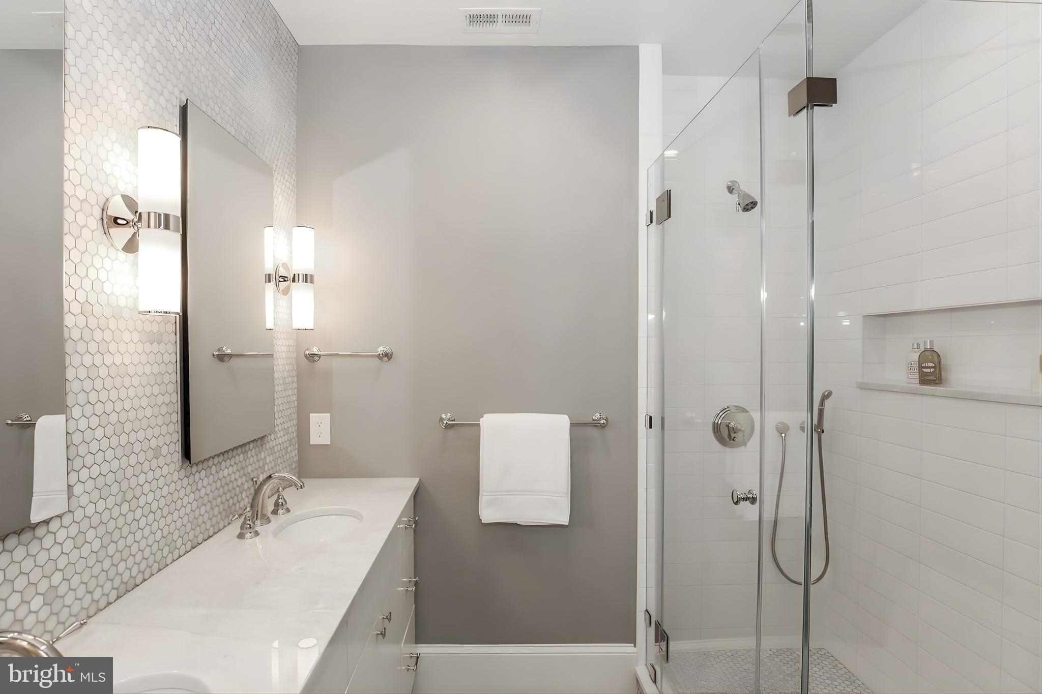 3420 P Street Northwest Washington, DC 20007 - Photo 11 of 29