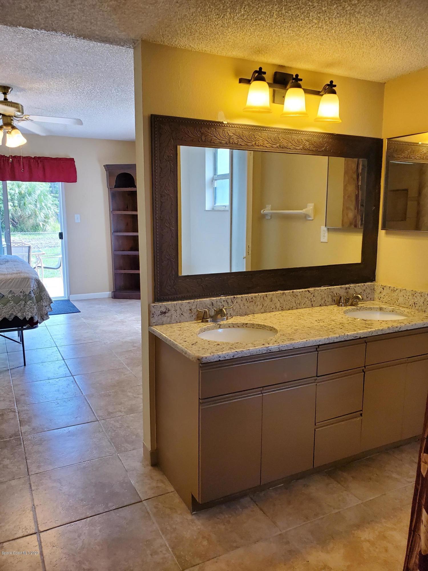 715 Seaton Road Southwest Palm Bay, FL 32908 - Photo 23 of 45 20201102_121902