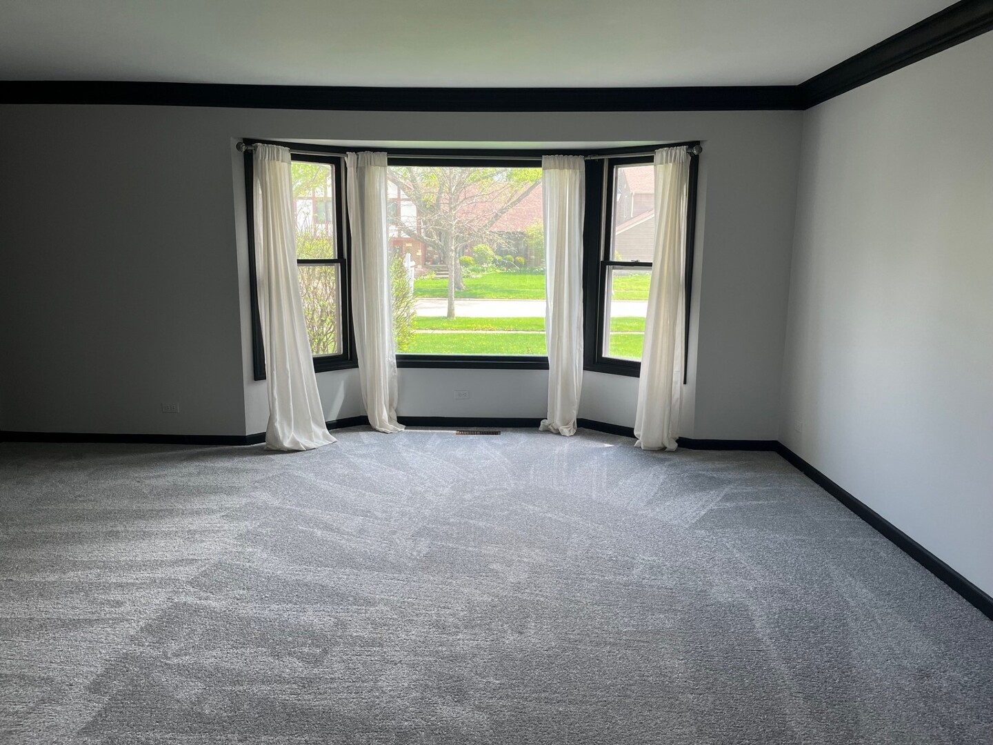 1914 Howard Street Wheaton, IL 60187 - Photo 12 of 34