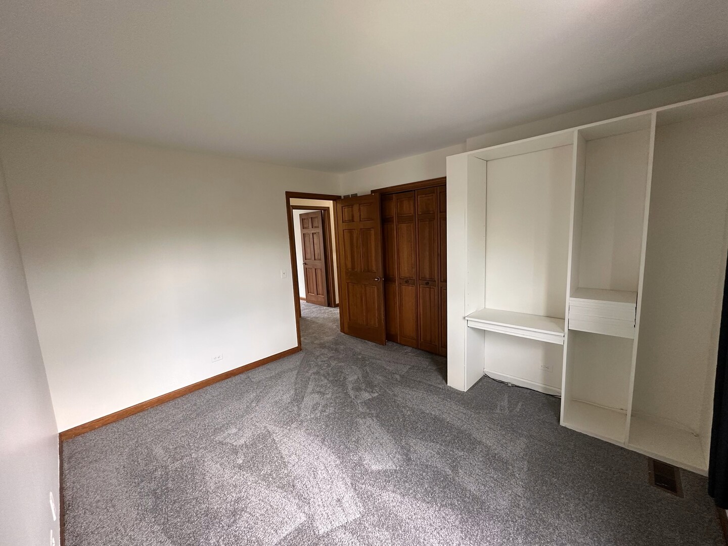 1914 Howard Street Wheaton, IL 60187 - Photo 19 of 34