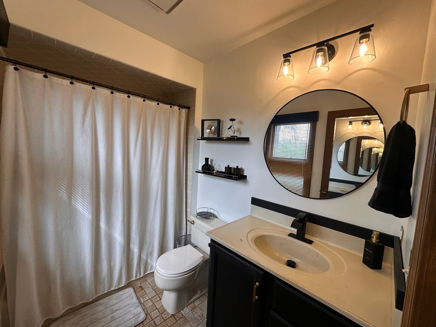 1914 Howard Street Wheaton, IL 60187 - Photo 20 of 34