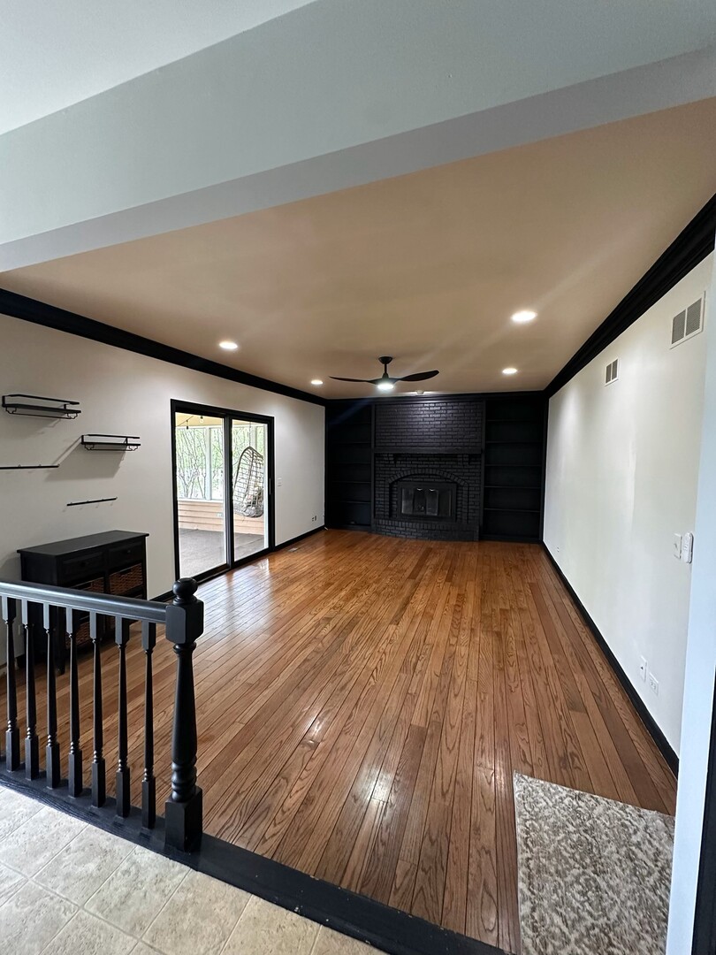 1914 Howard Street Wheaton, IL 60187 - Photo 7 of 34