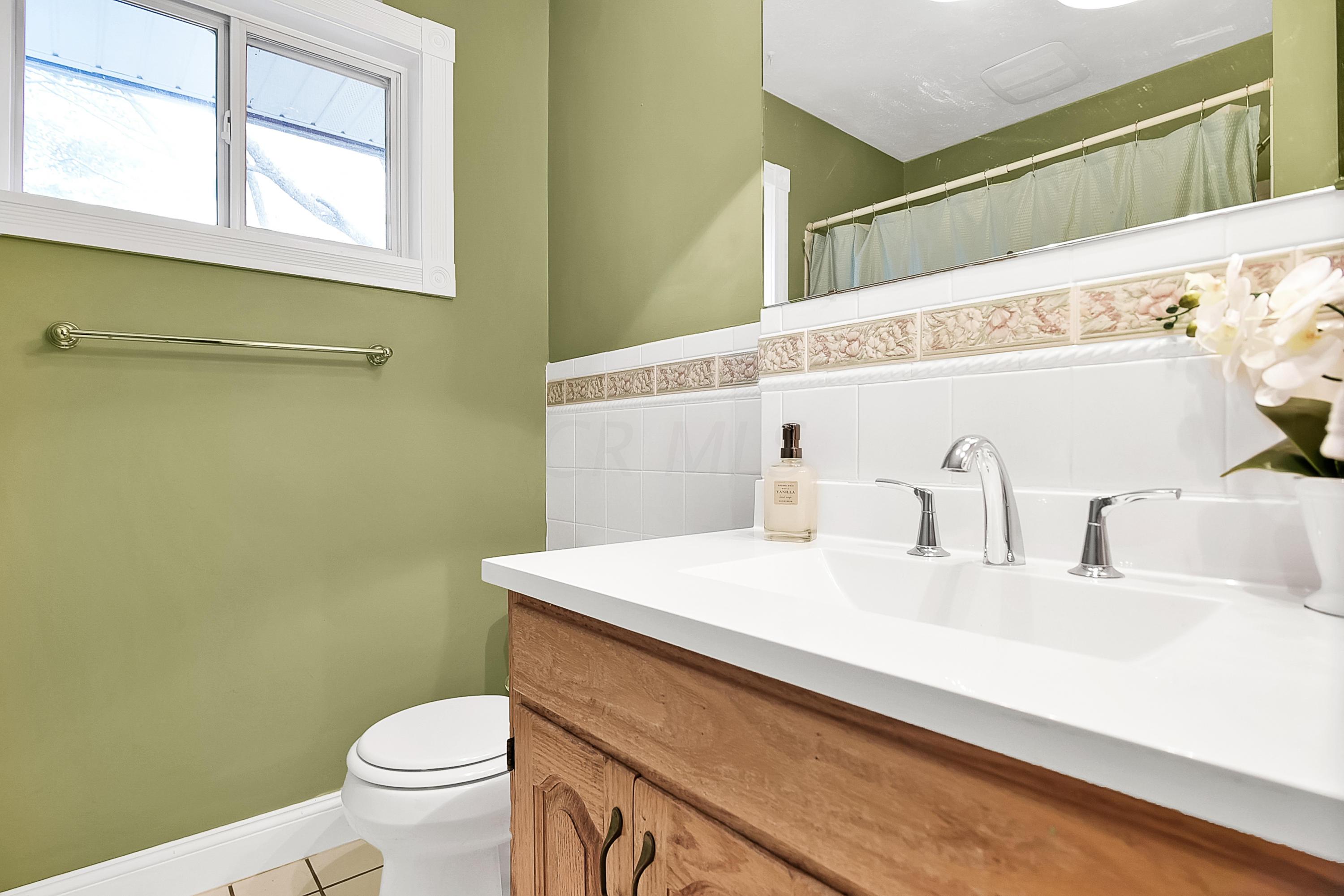 1591 Demorest Road Columbus, OH 43228 - Photo 16 of 22 Gallery Image 16