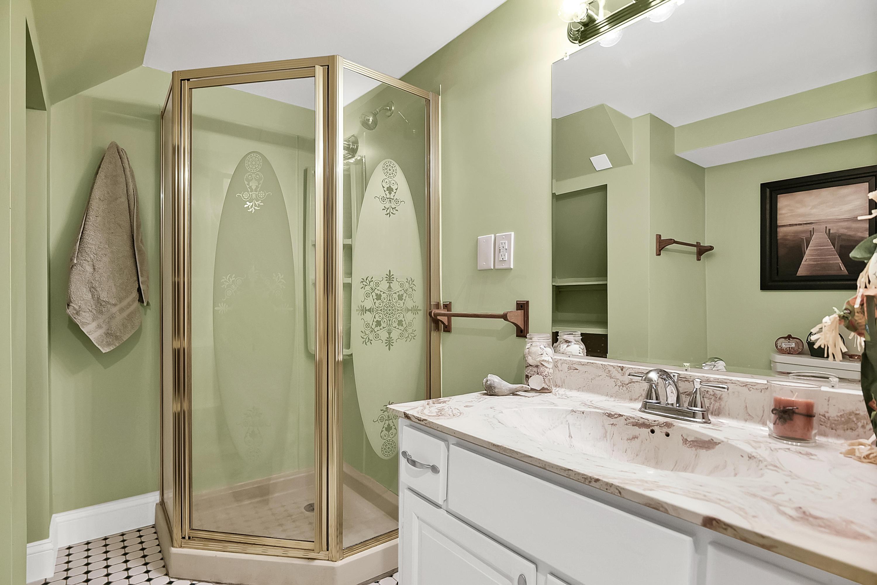 1591 Demorest Road Columbus, OH 43228 - Photo 20 of 22 Gallery Image 20