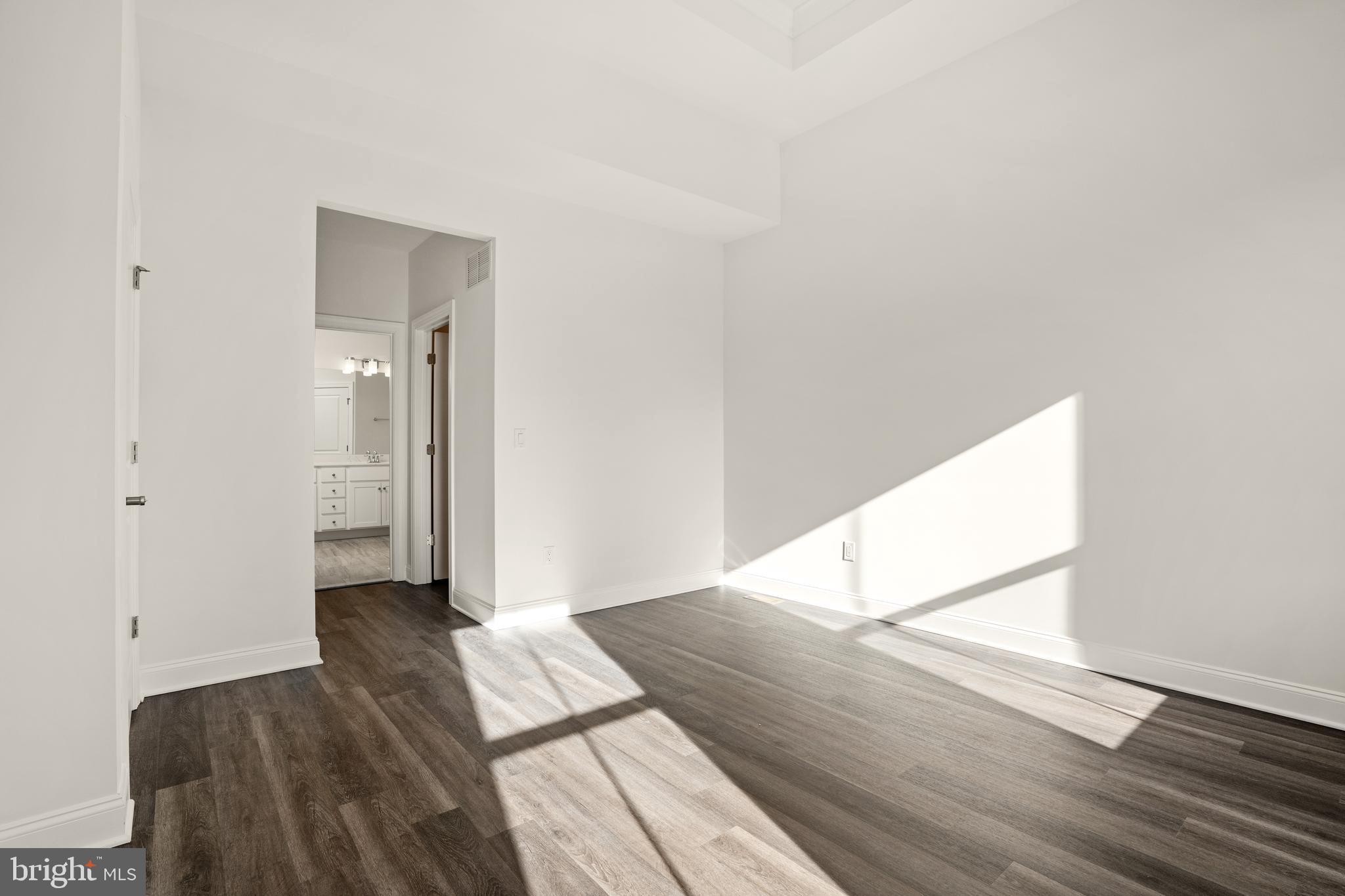 33 Kay Chiarello Way Hamilton, NJ 08690 - Photo 17 of 42