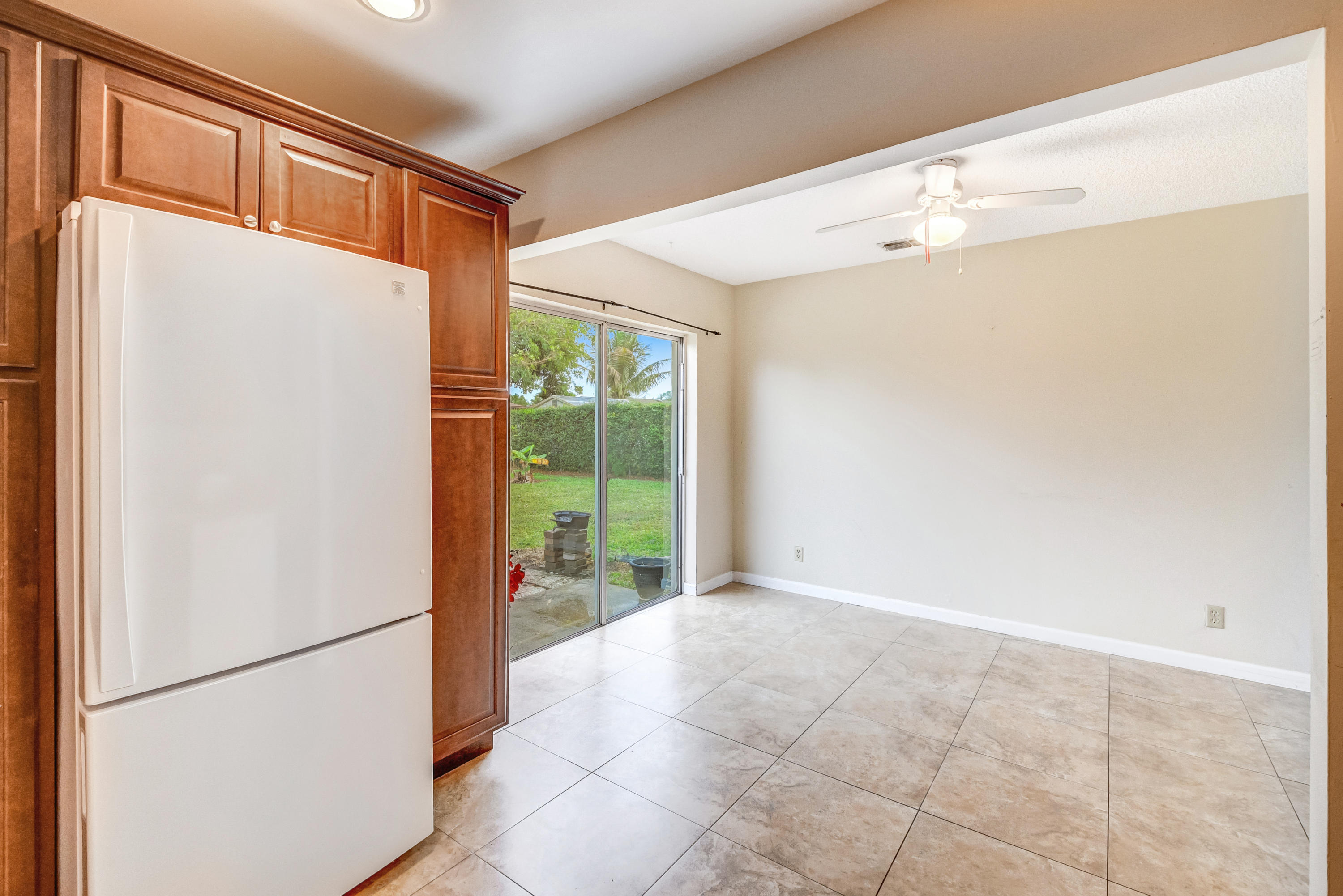 19594 Liberty Road Boca Raton, FL 33434 - Photo 22 of 53 a view of an empty room