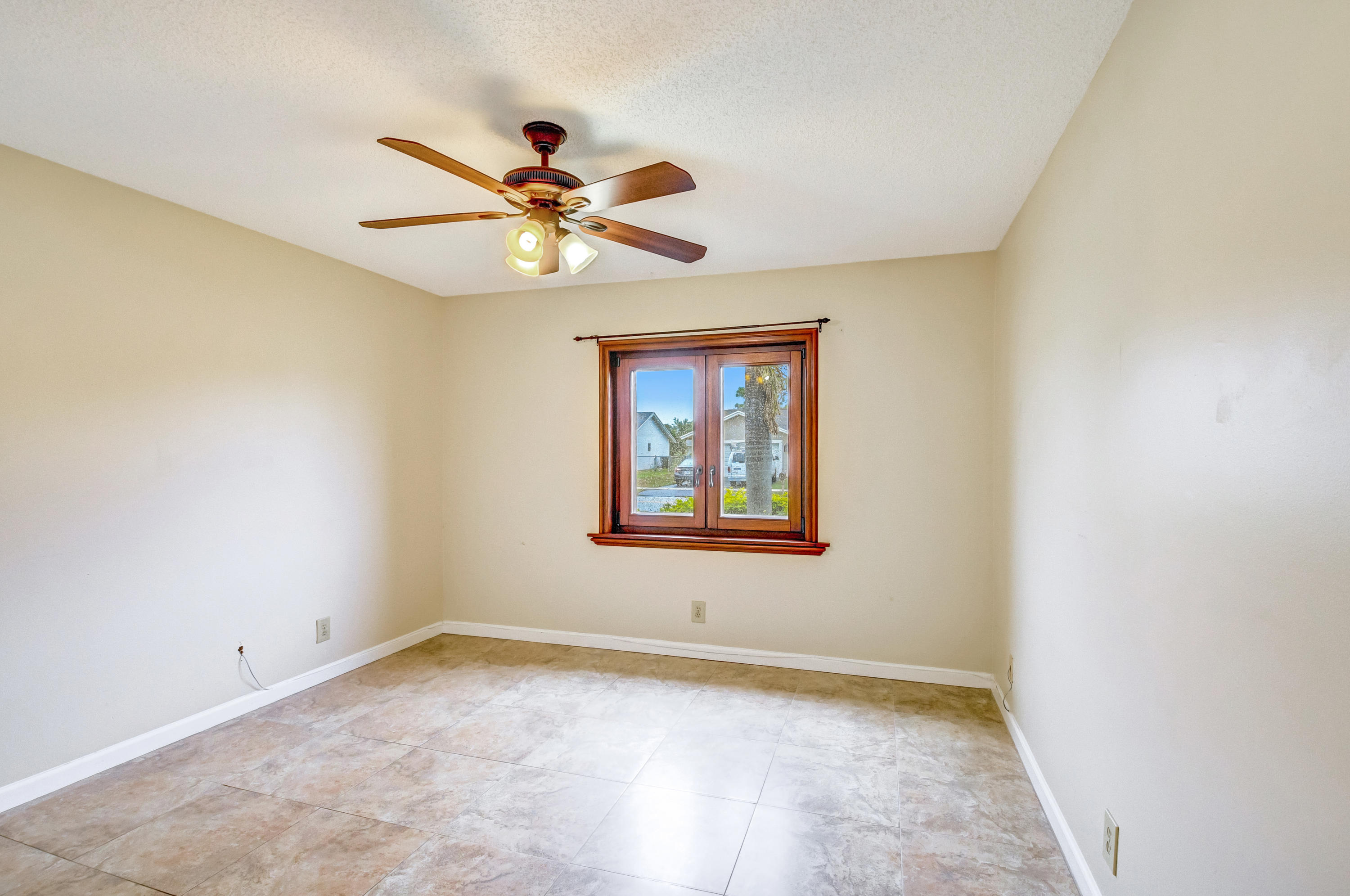 19594 Liberty Road Boca Raton, FL 33434 - Photo 25 of 53 a view of an empty room