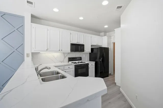 $999,999 | 1885 Flagstone Drive, Union City, CA 94587