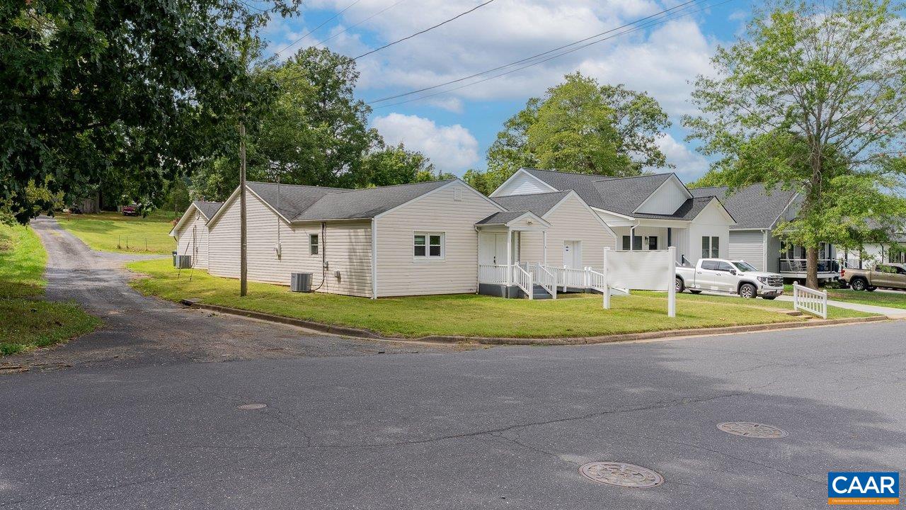 1532 2nd Street Waynesboro, VA 22980 - Photo 43 of 43 Gallery Image 43