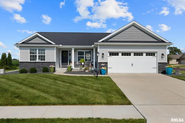 $399,900 | 1221 Brown Court, Washington, IL 61571