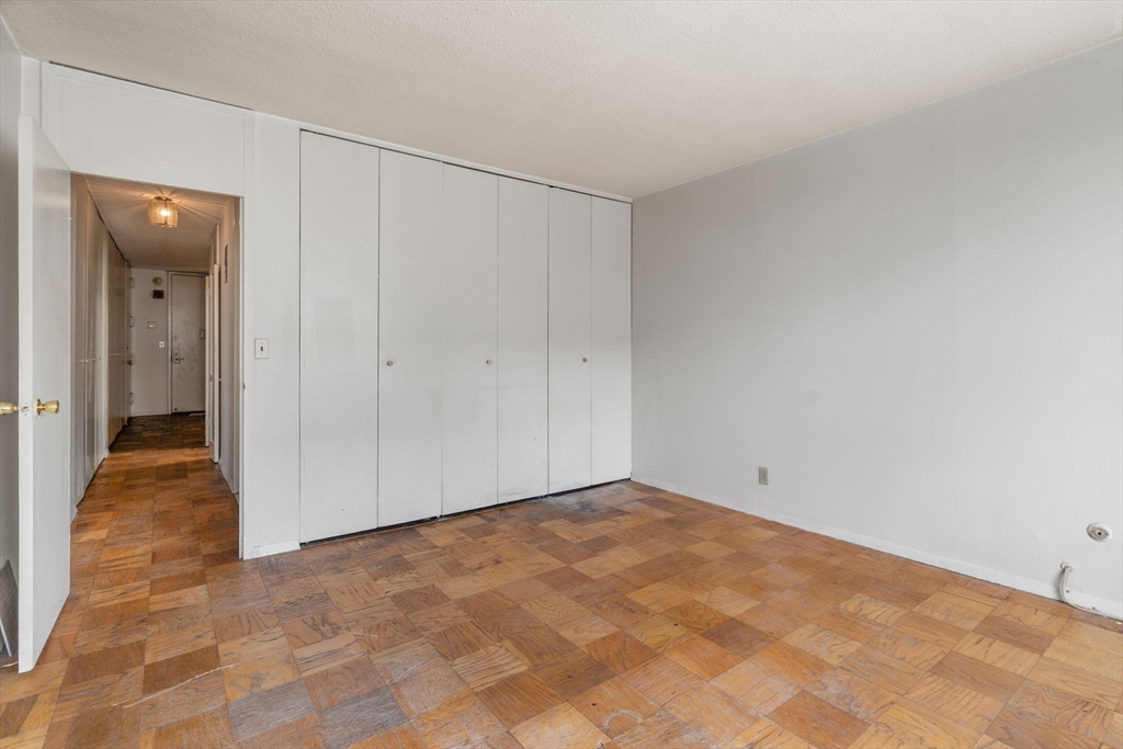 65 East India Row, Unit 6B Boston, MA 02110 - Photo 17 of 28