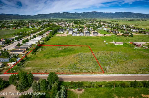 $1,200,000 | 850 South 17, Victor, ID 83455