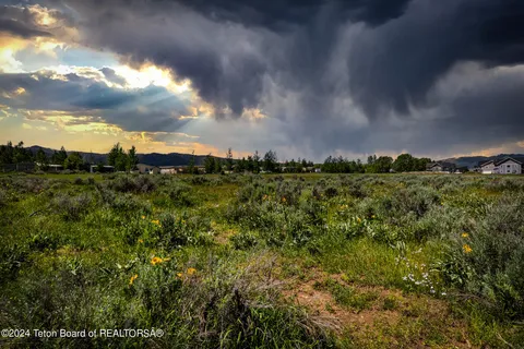 $1,200,000 | 850 South 17, Victor, ID 83455