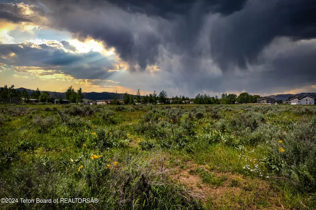 $1,200,000 | 850 South 17, Victor, ID 83455