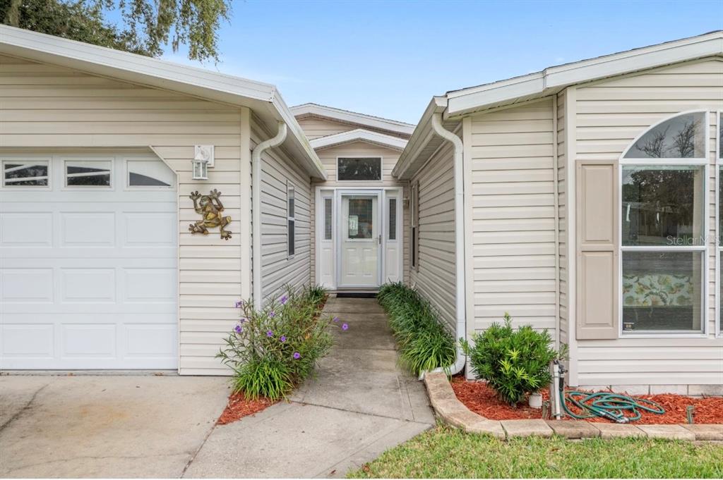 7863 Southwest 6th Place Ocala, FL 34474 - Photo 3 of 53