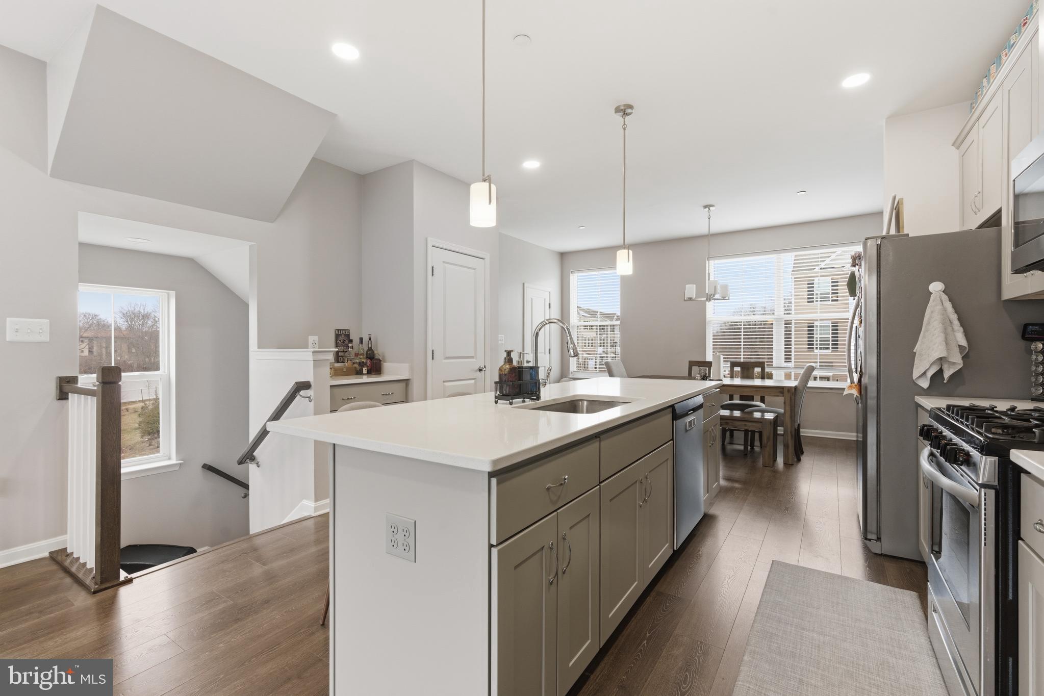 1501 Hudson View Road Essex, MD 21221 - Photo 16 of 34