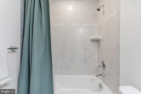 $2,950 | 1501 Hudson View Road, Essex, MD 21221