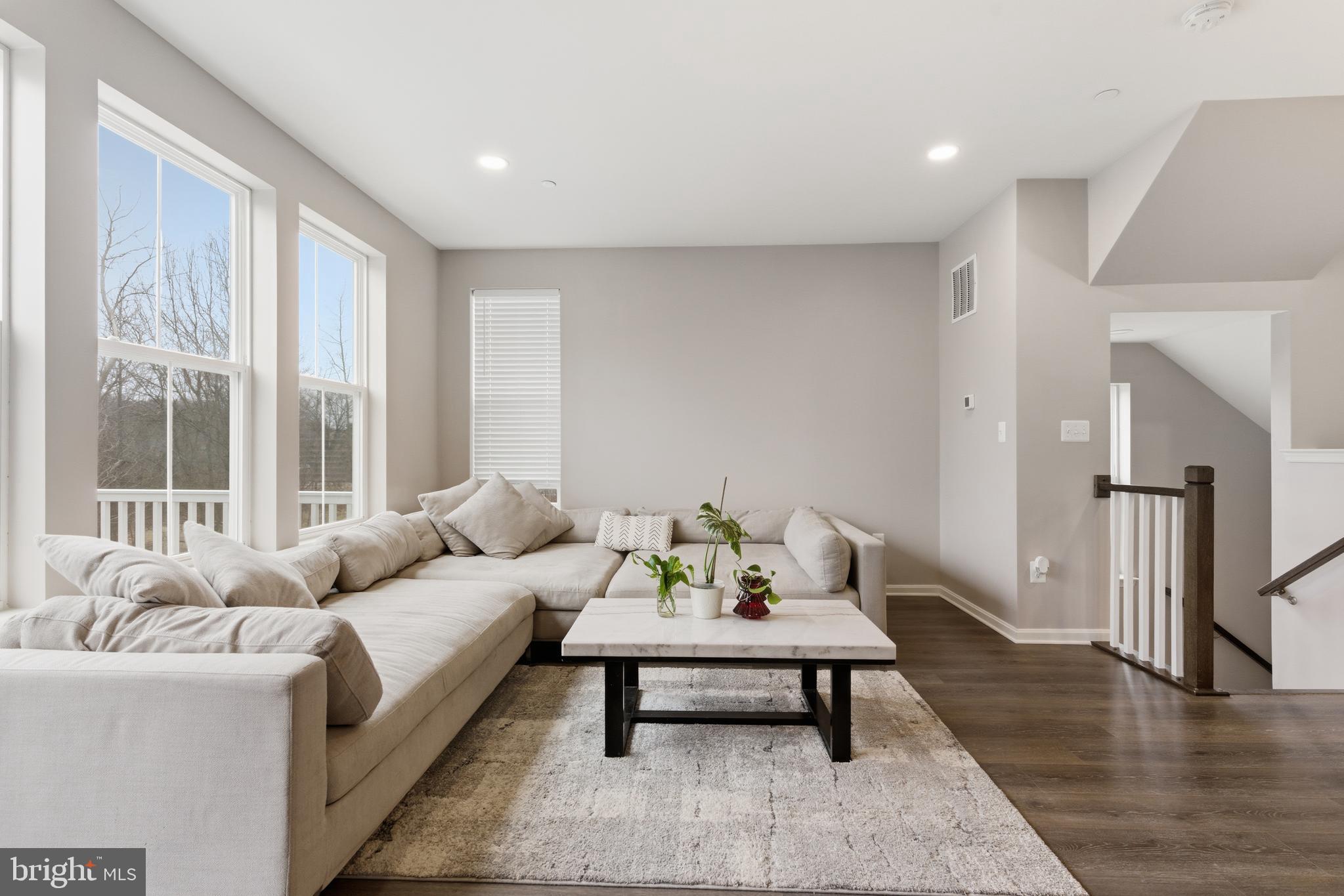 1501 Hudson View Road Essex, MD 21221 - Photo 10 of 34